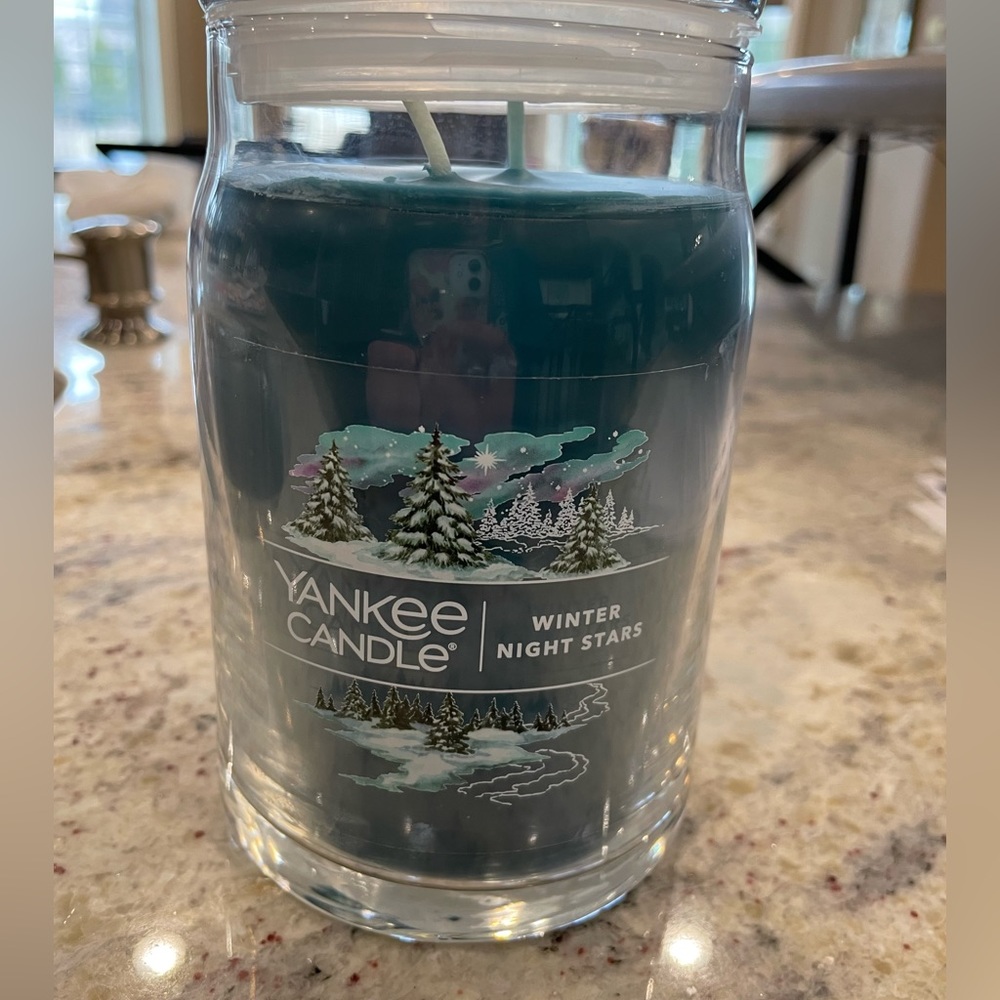 Brand New Yankee Candle Winter Night Stars 20oz.